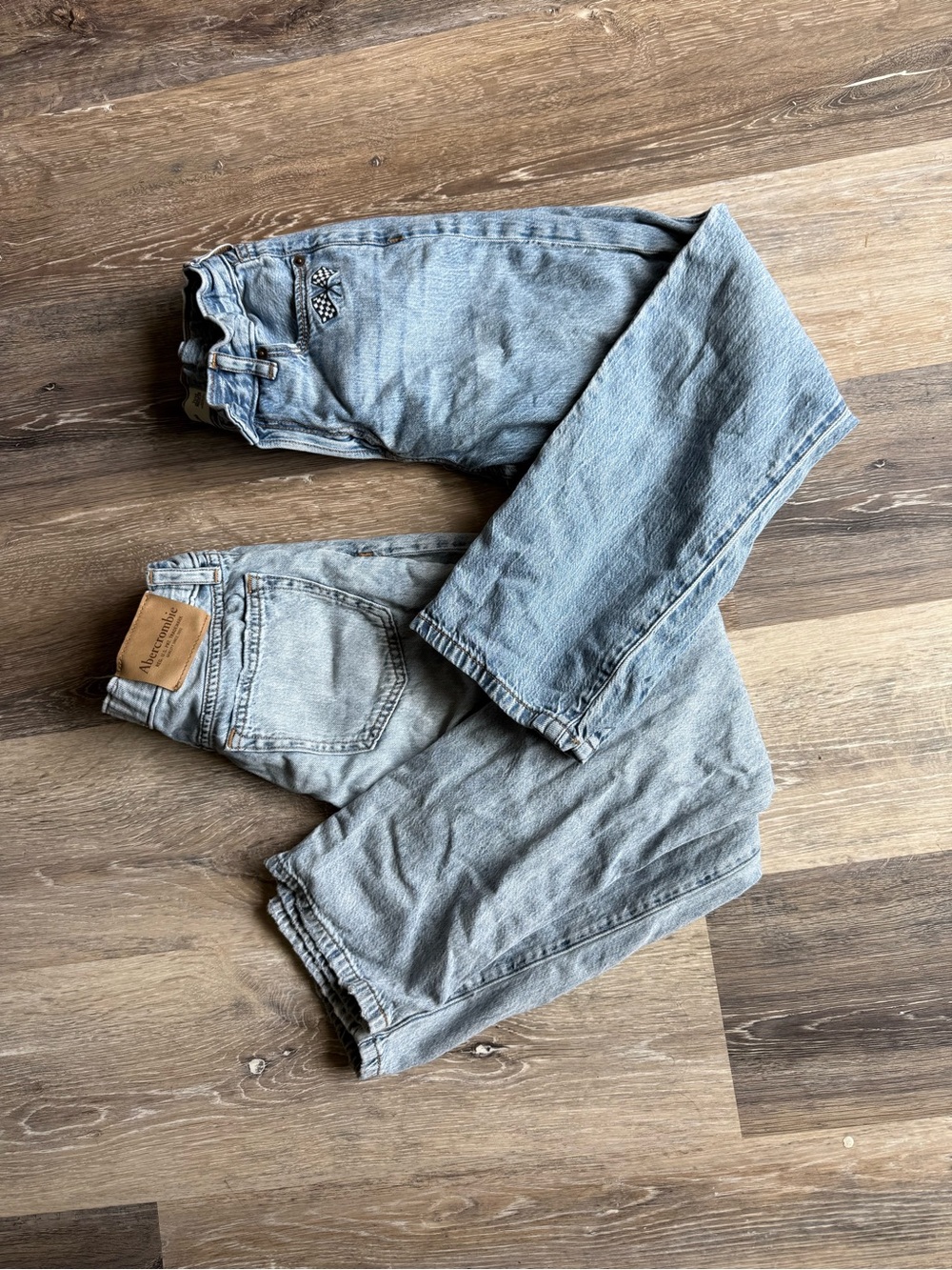 abercrombie kids Light Blue Washed Denim Jeans